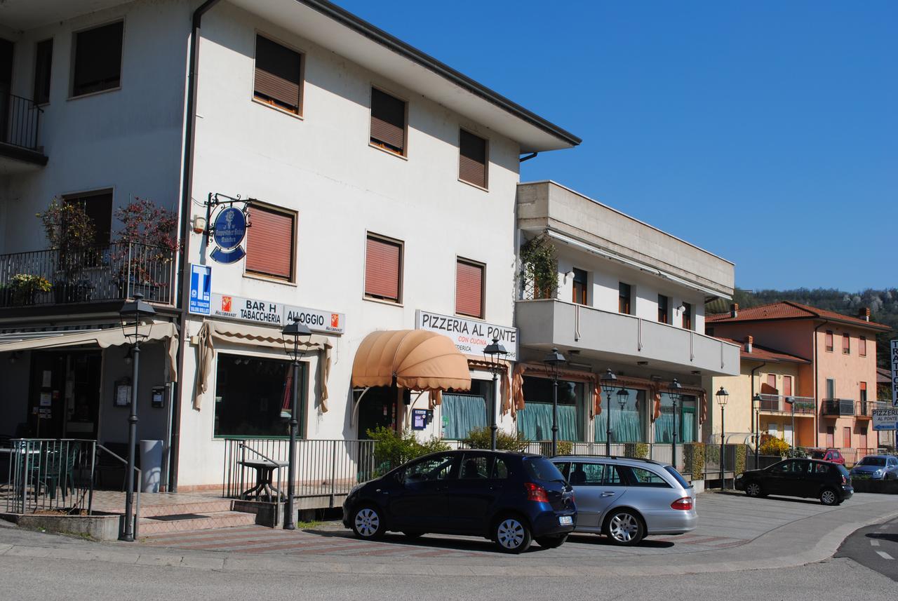 Alloggio Al Ponte Castelgomberto エクステリア 写真